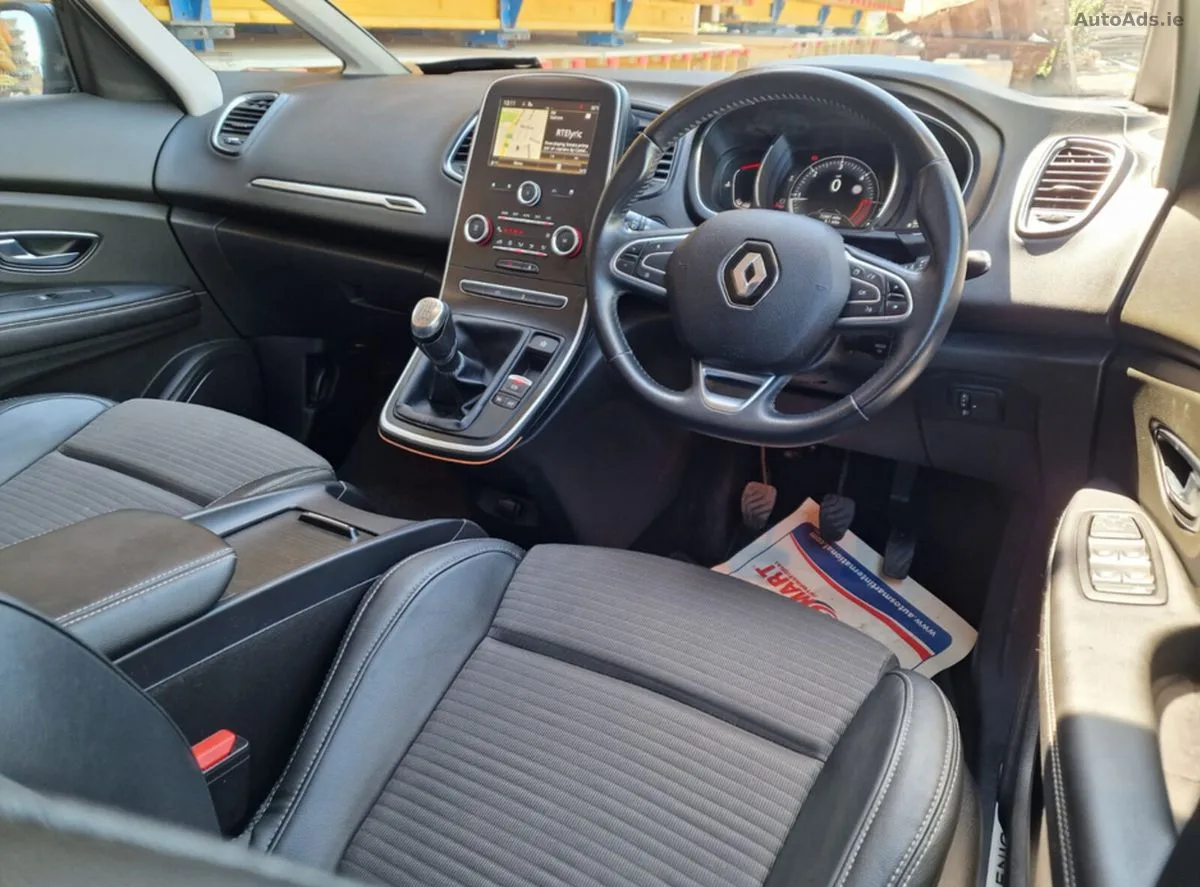 2017 Renault Grand Scenic – photo 10