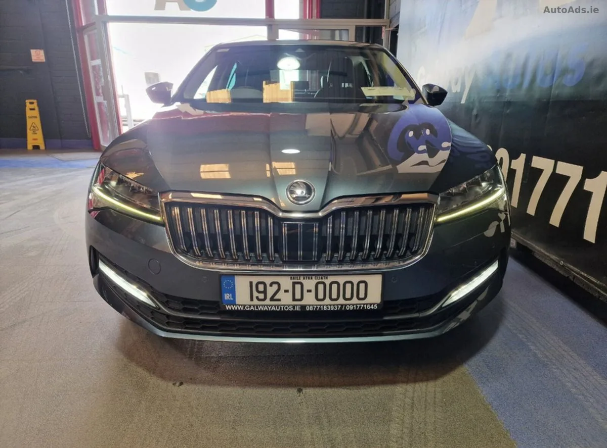 2019 Skoda Superb – photo 3