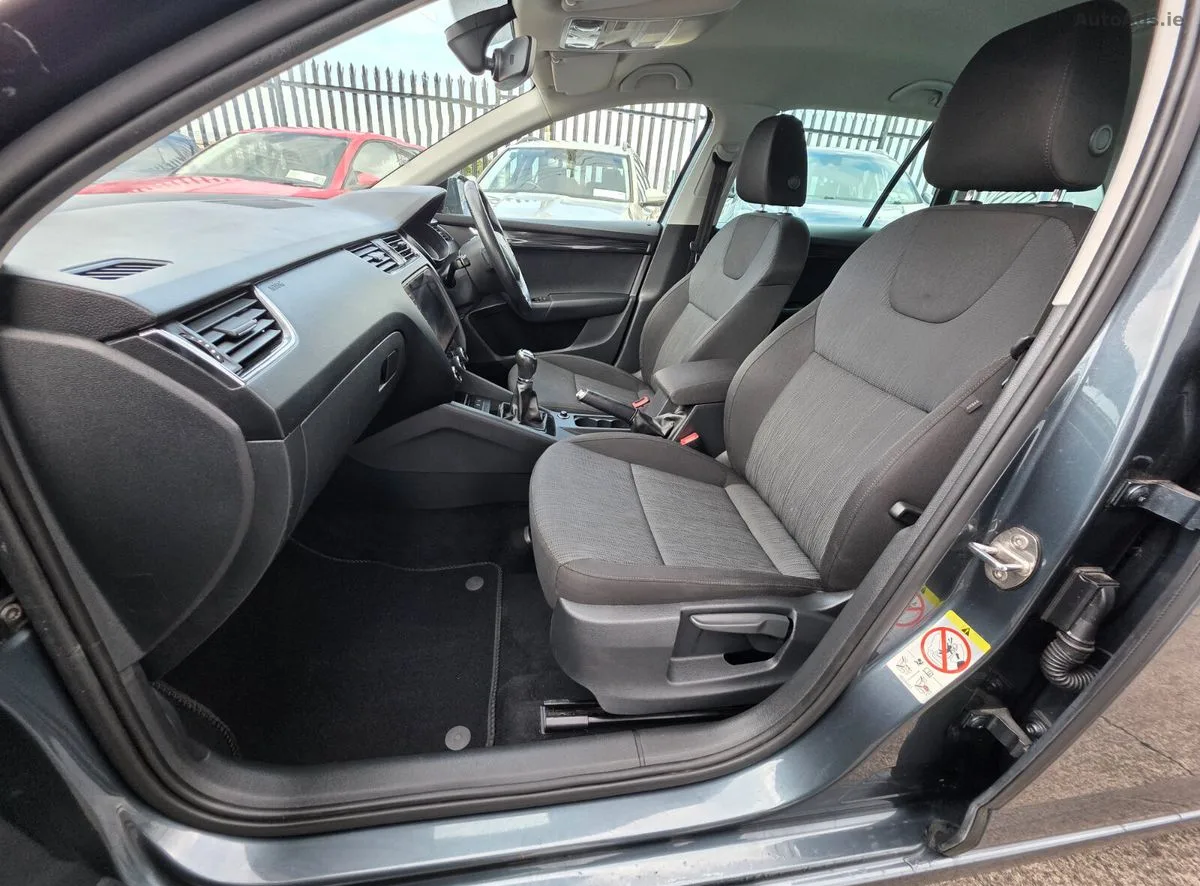 2017 Skoda Octavia – photo 12