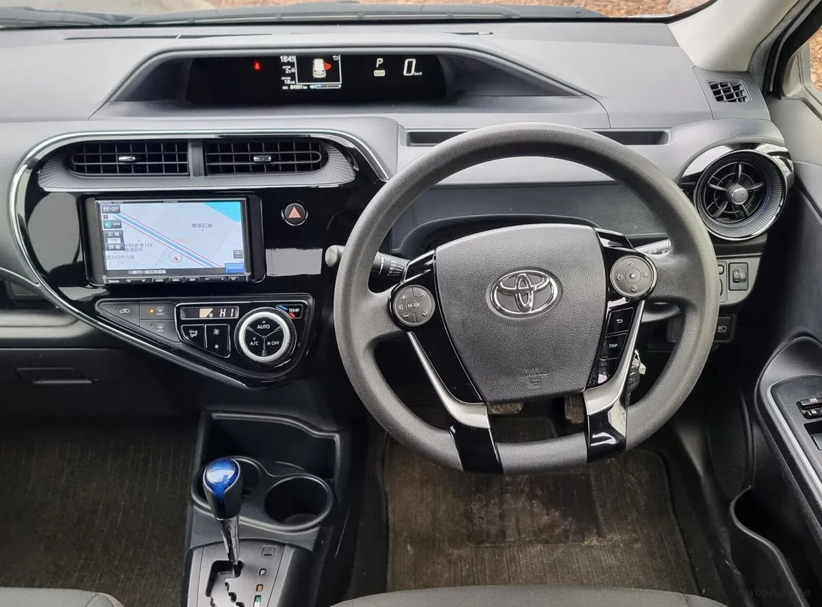 2020 Toyota Aqua – photo 17