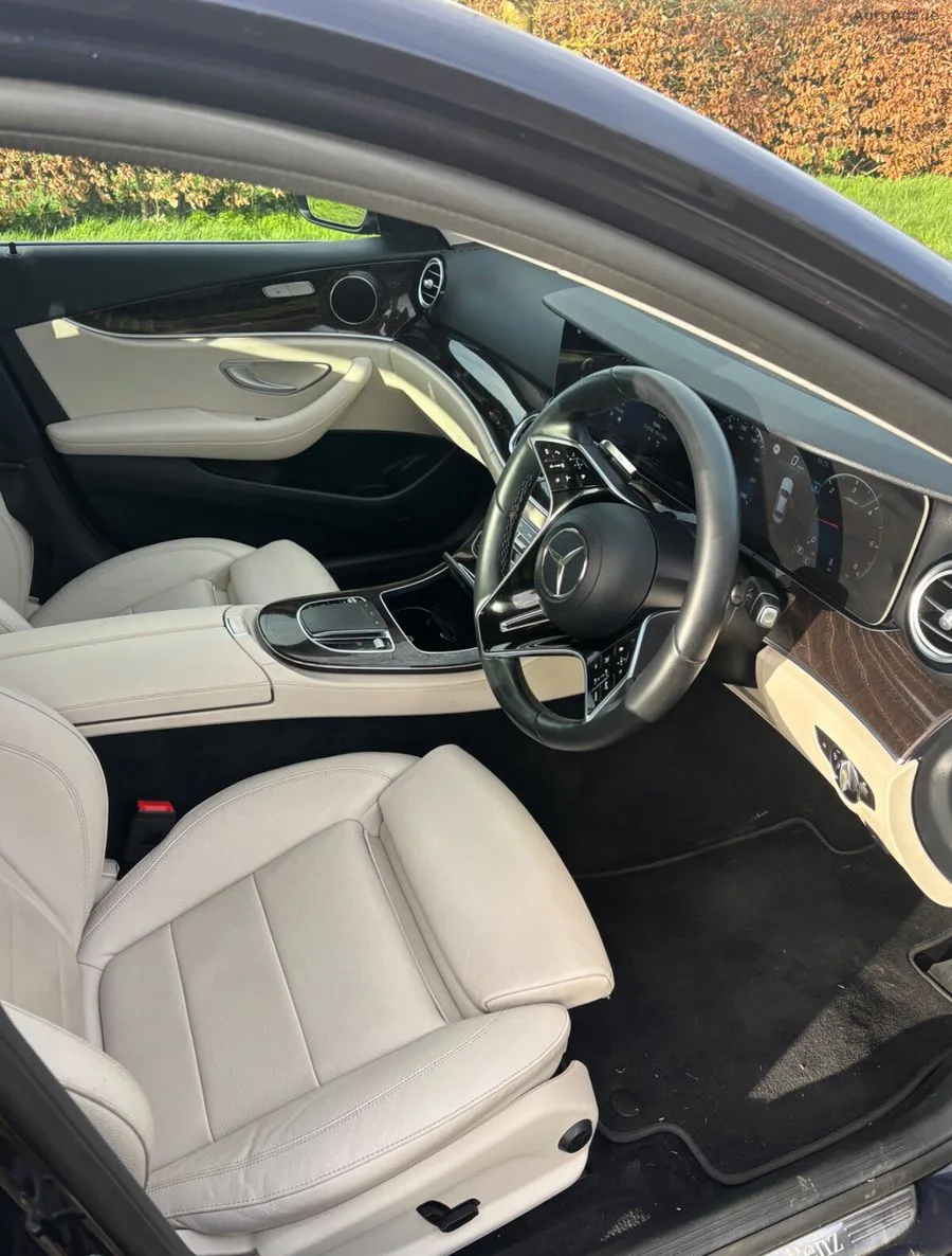 2022 Mercedes-Benz E-Class – photo 8