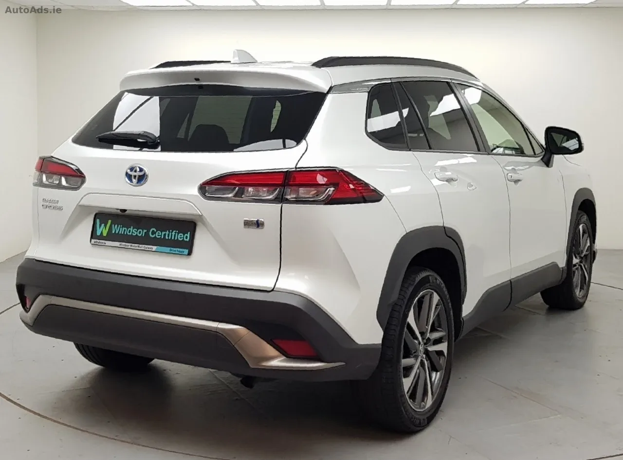 2023 Toyota Corolla Cross – photo 2