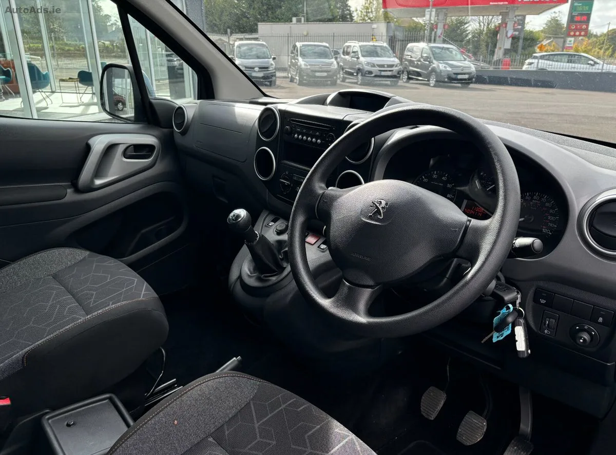 2018 Peugeot Partner – photo 17