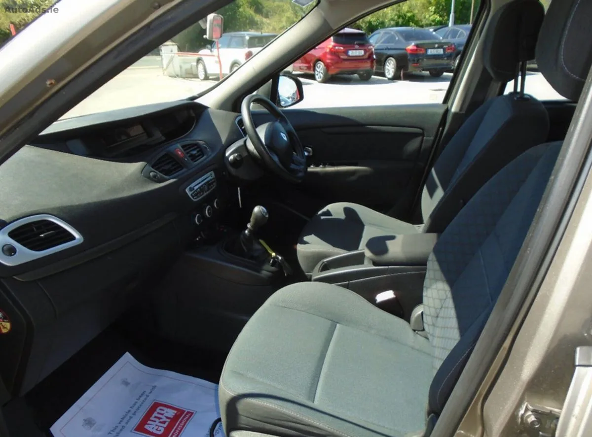 2011 Renault Scenic – photo 11