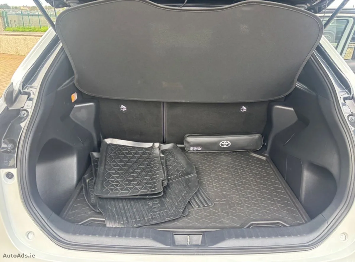2023 Toyota Yaris Cross – photo 12