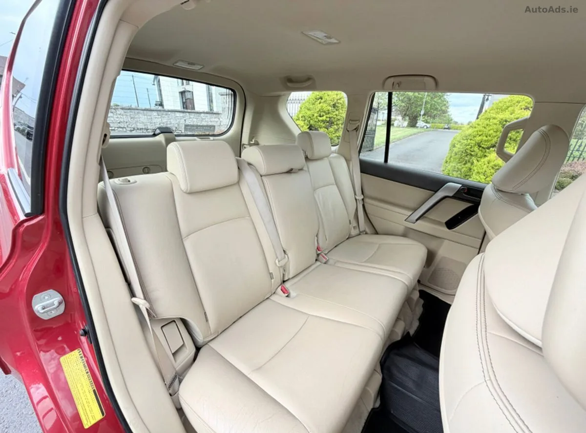 2017 Toyota Land Cruiser – photo 14