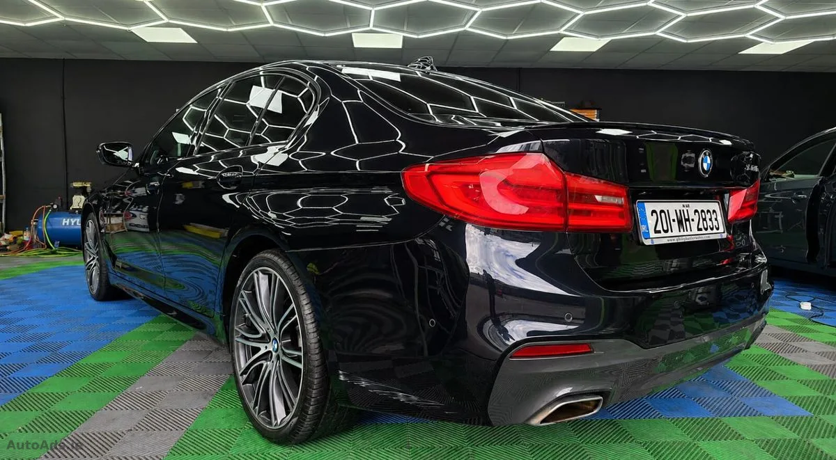 2020 BMW 5-Series – photo 10