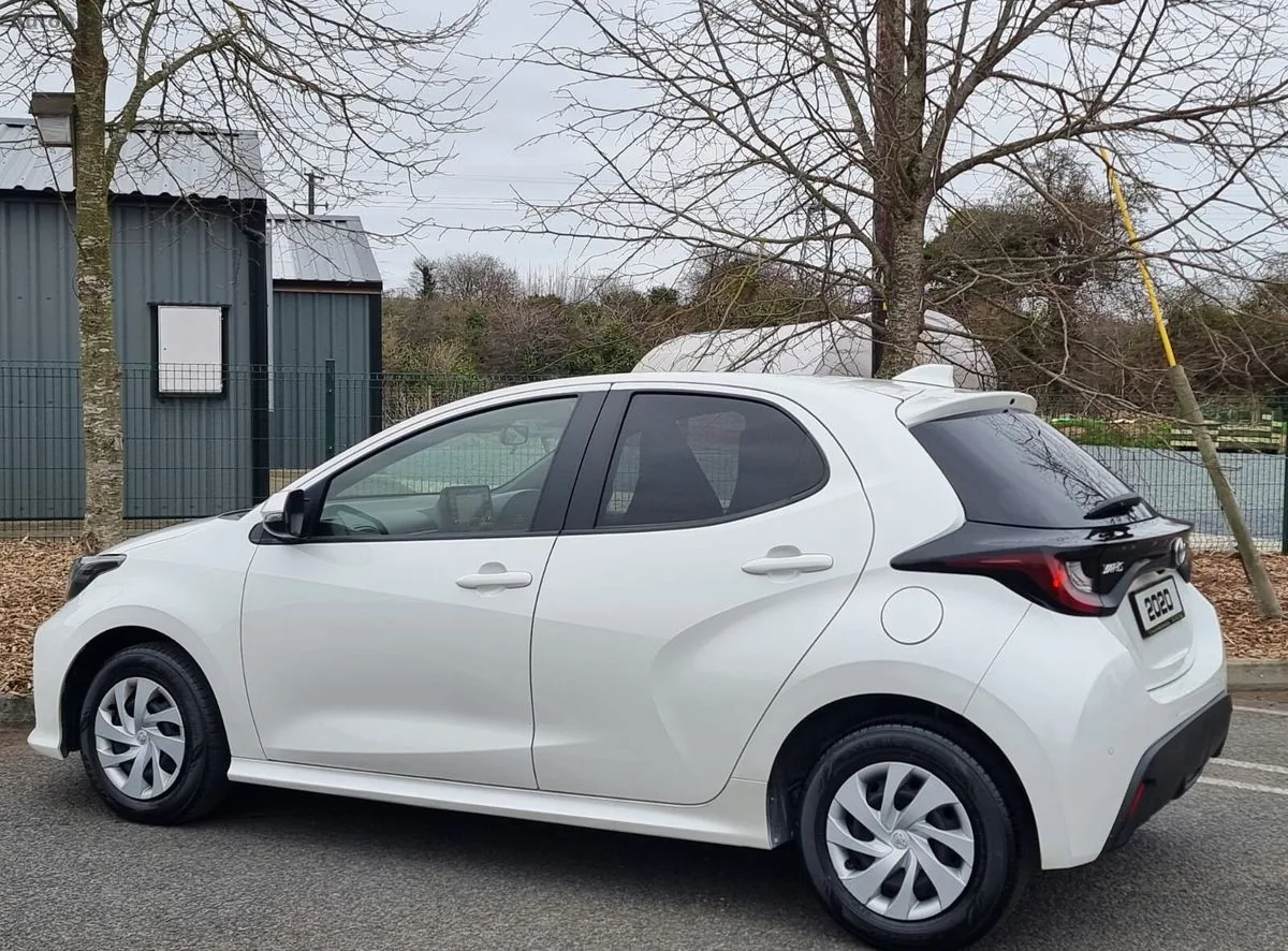 2020 Toyota Yaris – photo 3