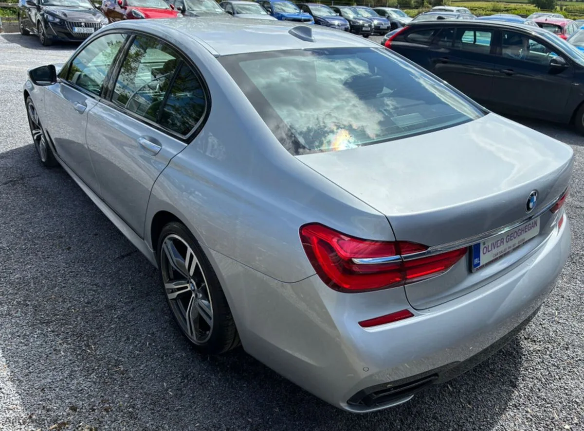 2016 BMW 7-Series – photo 3