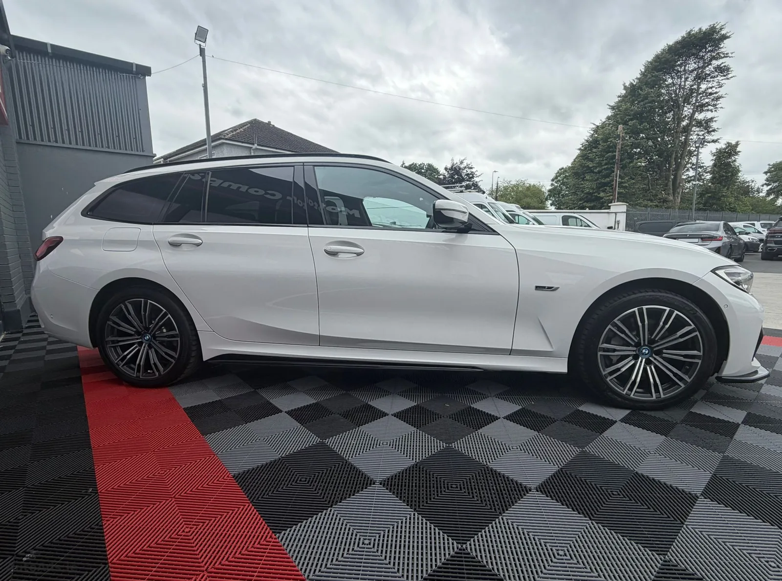 2022 BMW 3 Series – photo 3