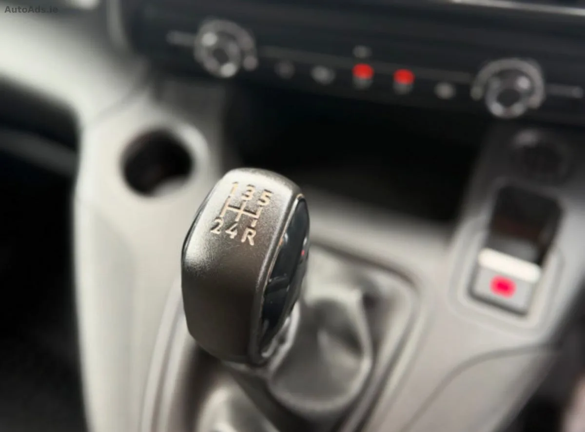 2021 Peugeot Partner – photo 13