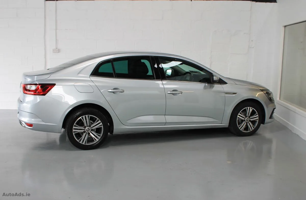2021 Renault Megane – photo 5