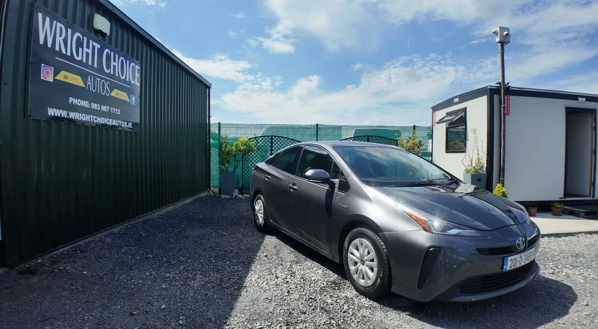 2020 Toyota Prius – photo 4