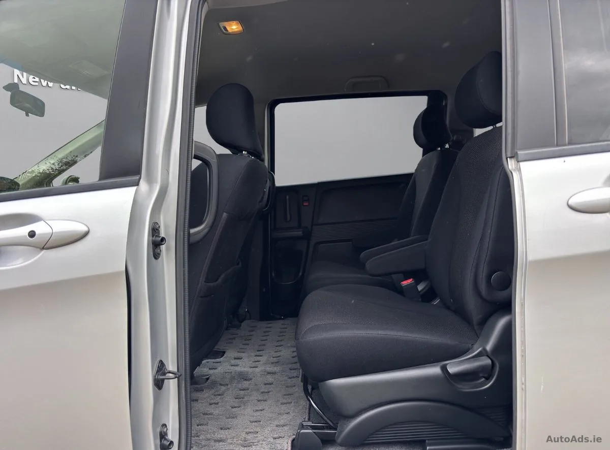 2014 Honda Freed – photo 15