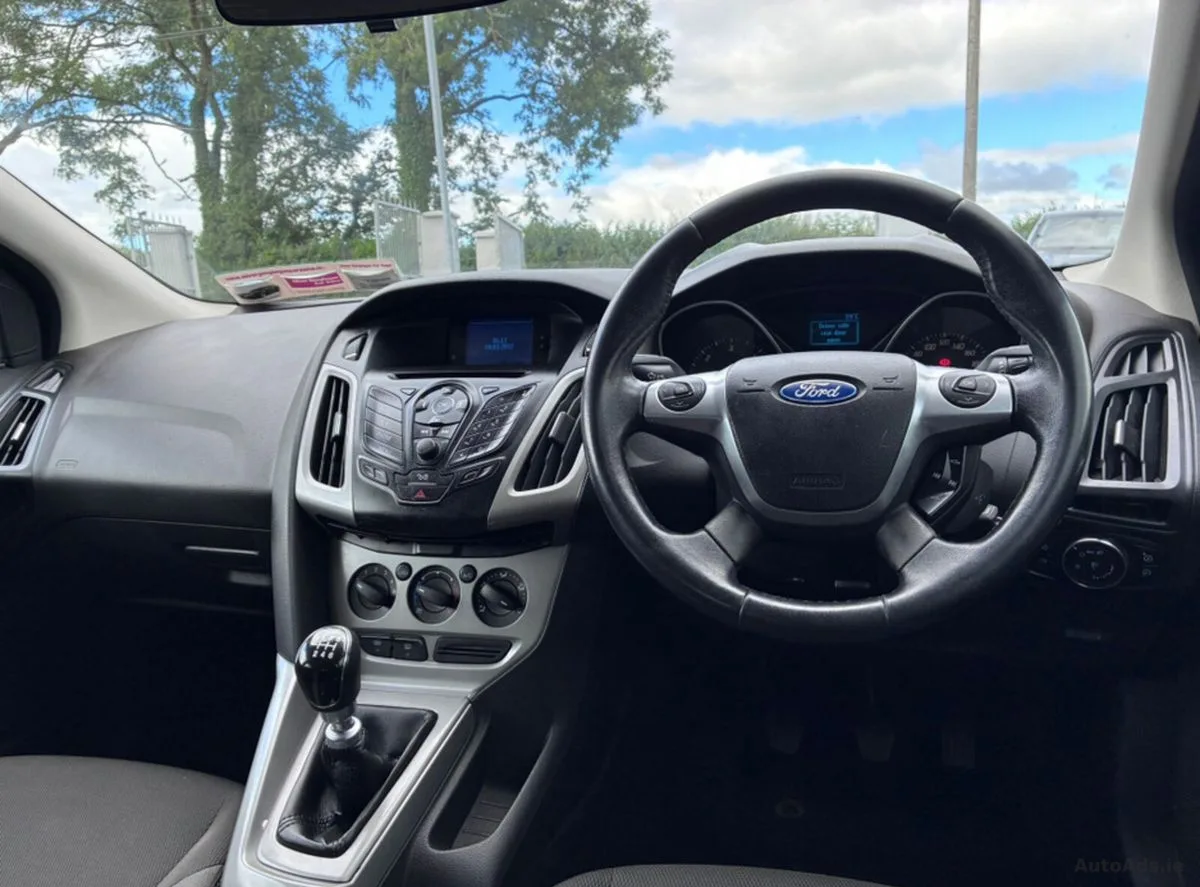 2012 Ford Focus – photo 9