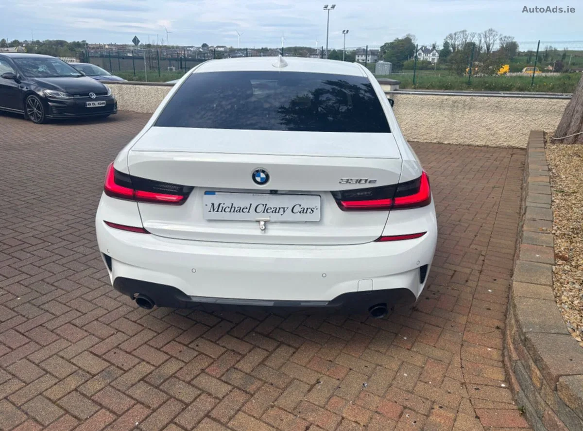 2021 BMW 3-Series – photo 5