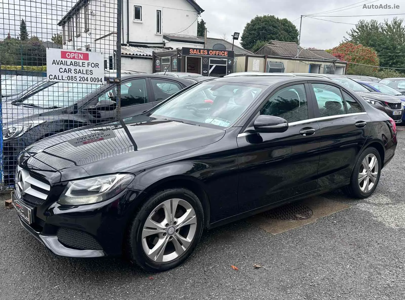 2017 Mercedes-Benz C-Class – photo 2