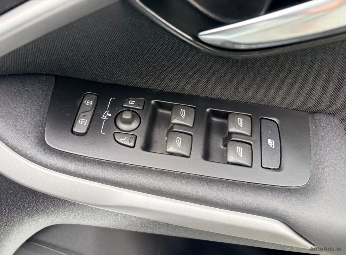 2014 Volvo V40 – photo 11