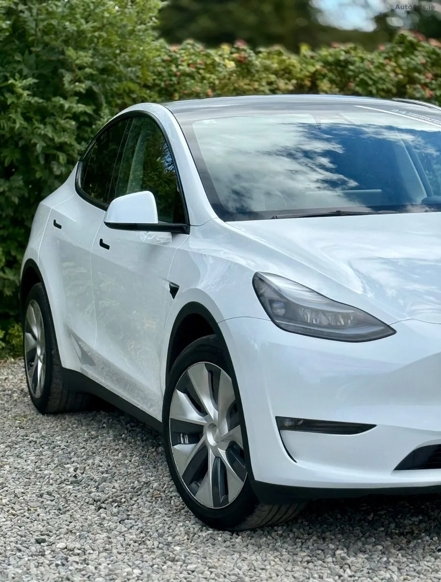 2023 Tesla Model Y – photo 4
