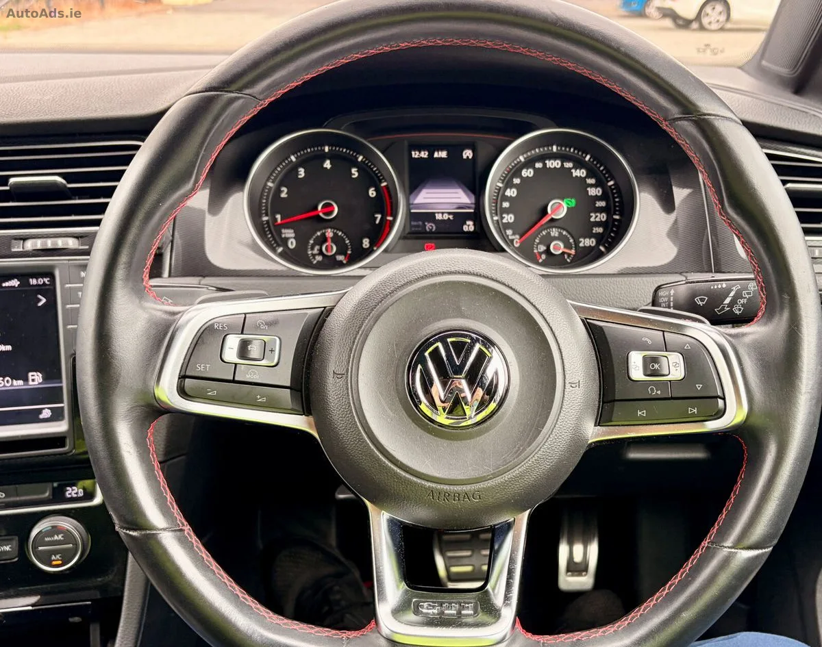 2013 Volkswagen Golf – photo 17