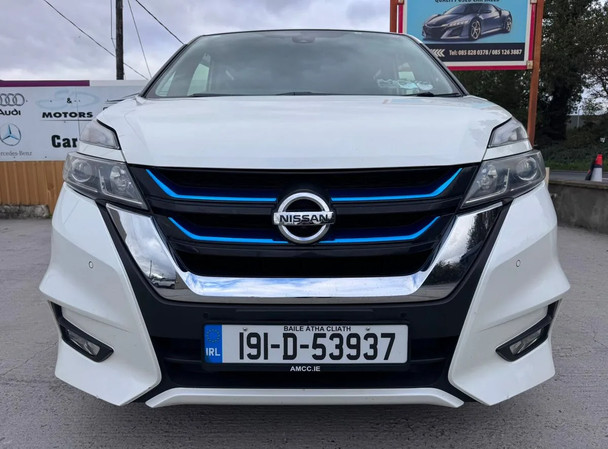 2019 Nissan Serena – photo 3