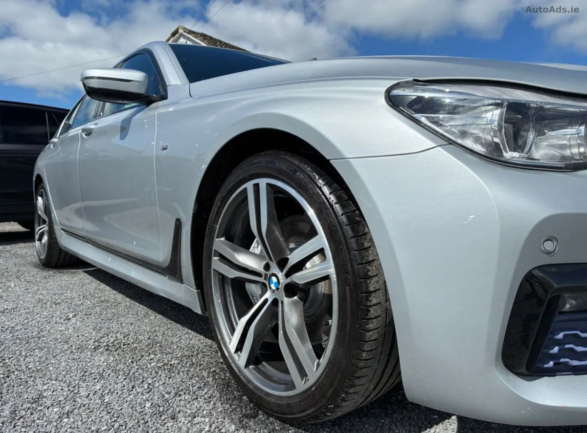 2016 BMW 7-Series – photo 13