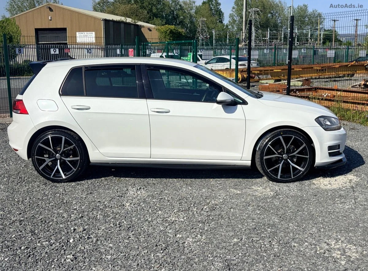 2016 Volkswagen Golf – photo 2