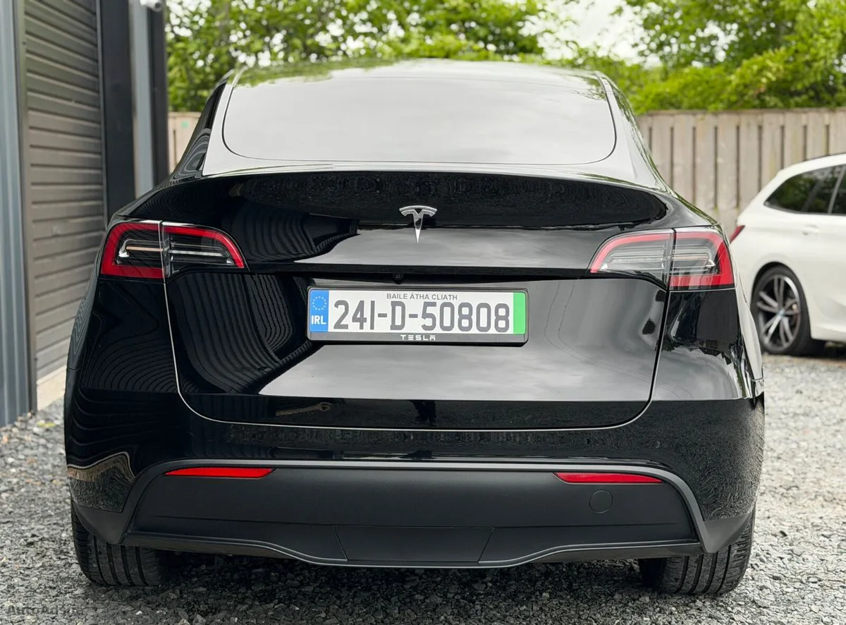 2024 Tesla Model Y – photo 5