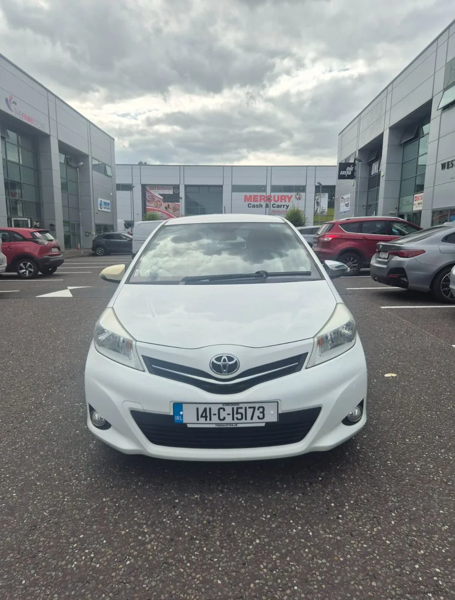 2014 Toyota Yaris – photo 3