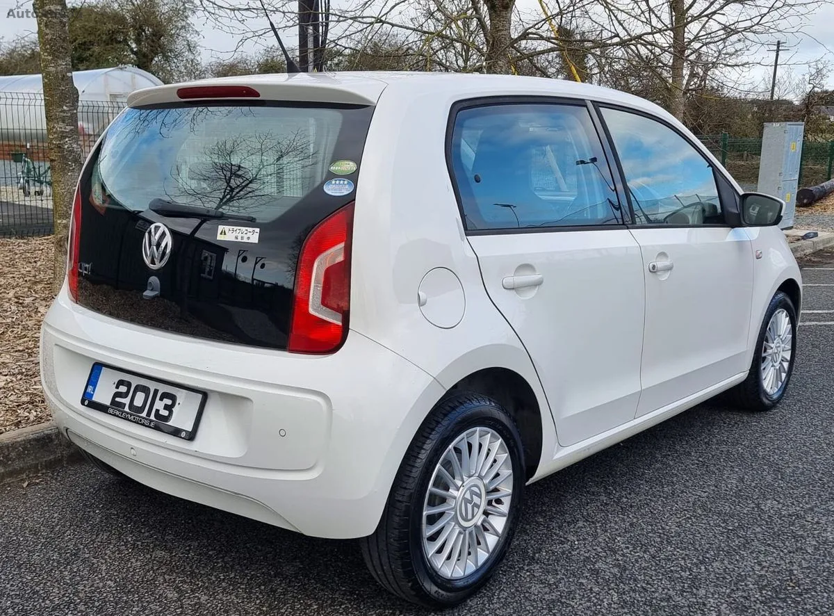 2013 Volkswagen up! – photo 3
