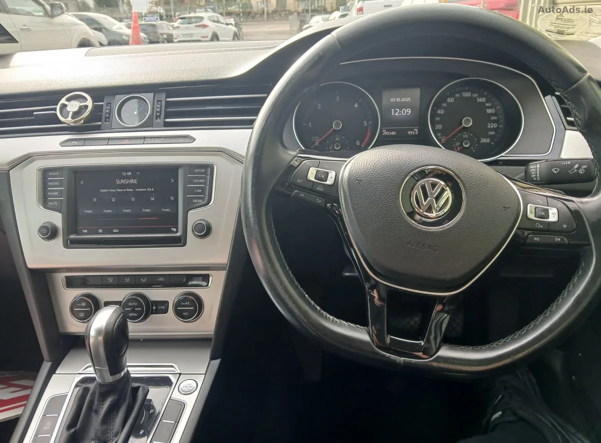 2015 Volkswagen Passat – photo 9