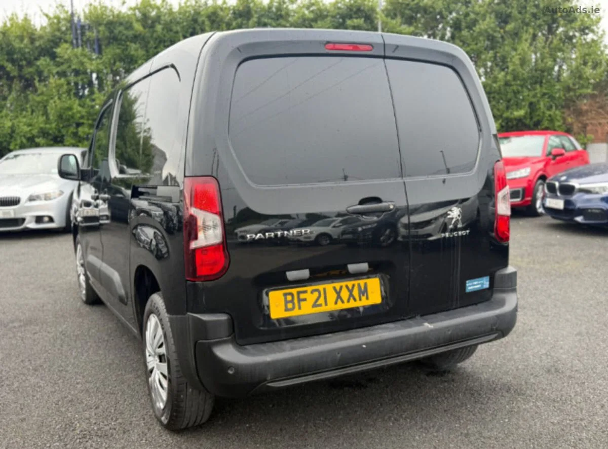 2021 Peugeot Partner – photo 5