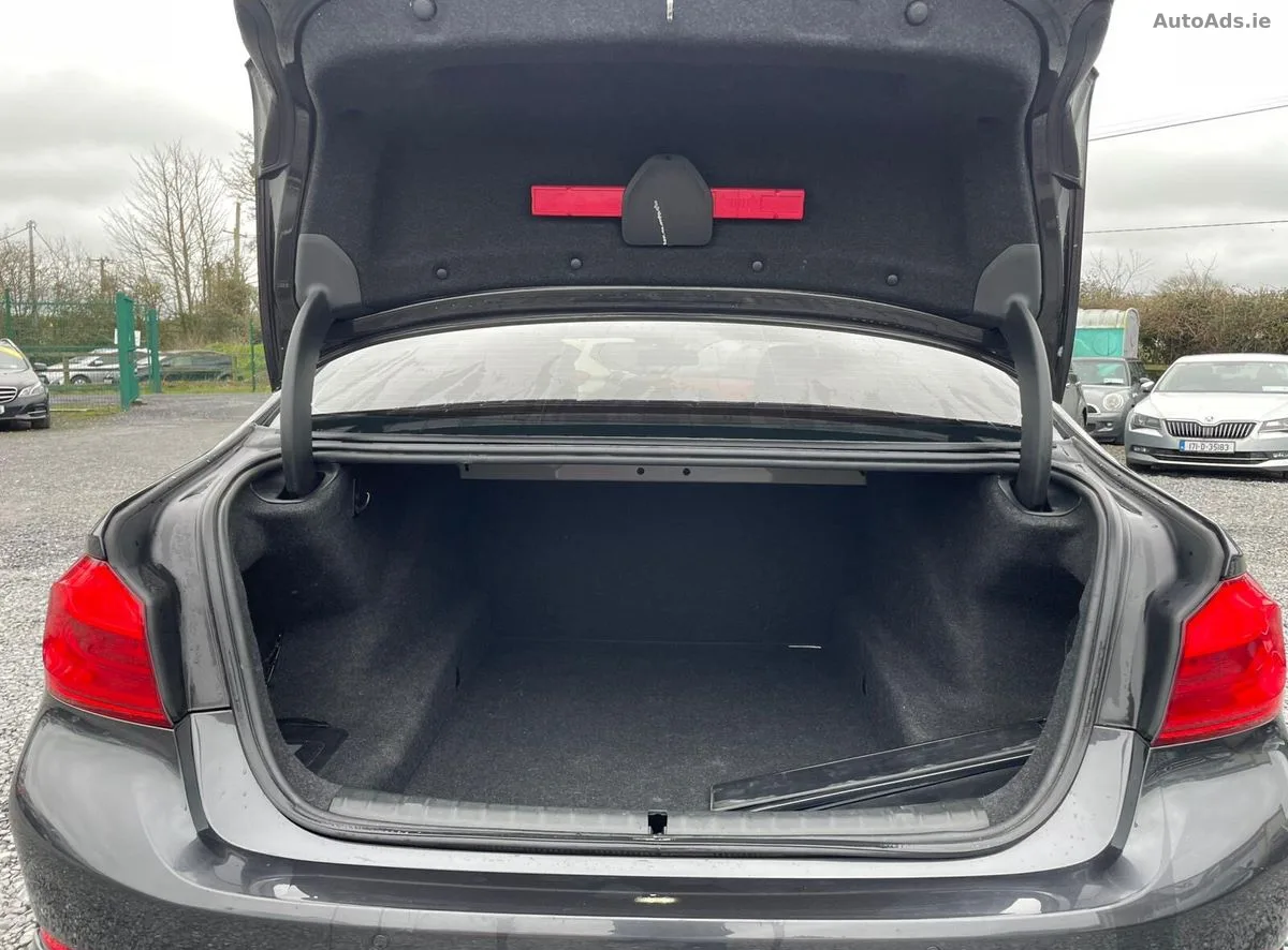 2019 BMW 5-Series – photo 15
