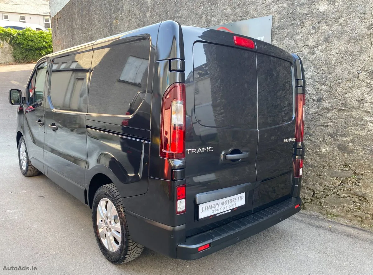2022 Renault Trafic – photo 6