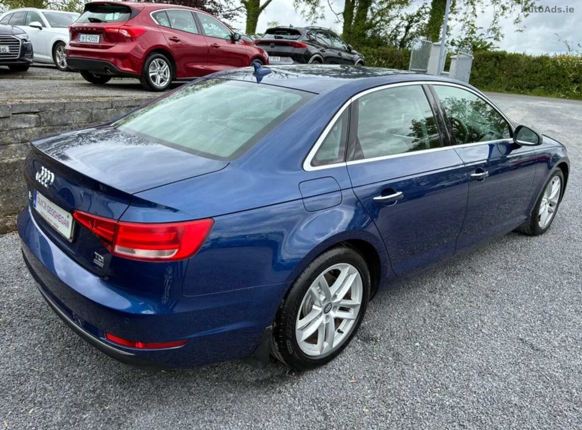 2017 Audi A4 – photo 2