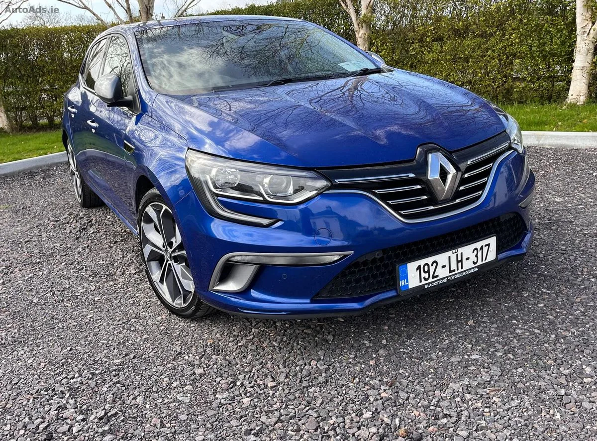 2019 Renault Megane – photo 2