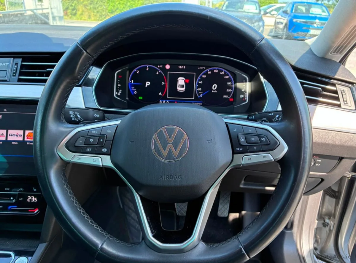 2022 Volkswagen Passat – photo 9
