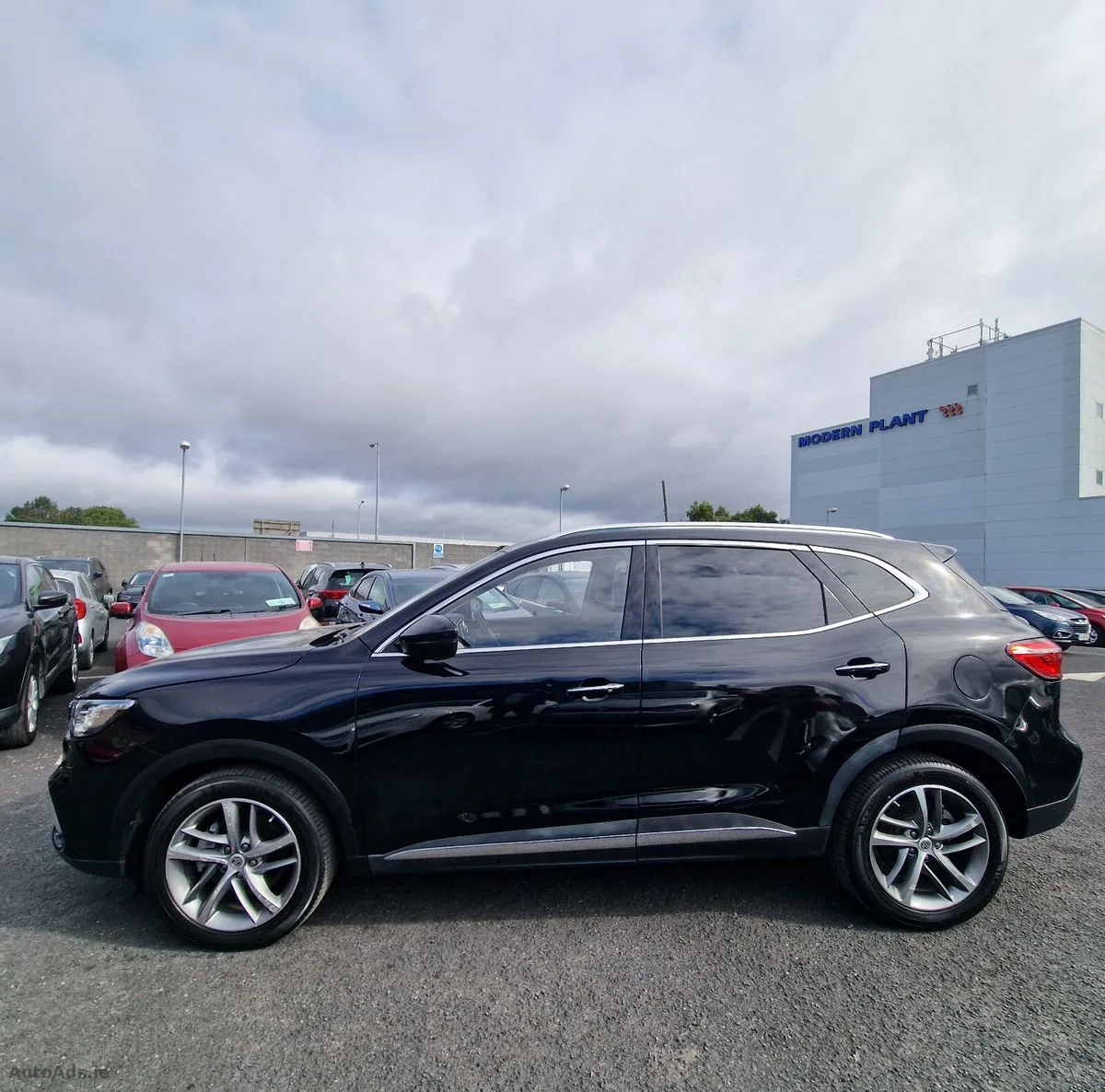 2023 MG HS – photo 8