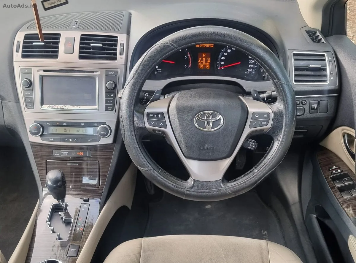 2012 Toyota Avensis – photo 20