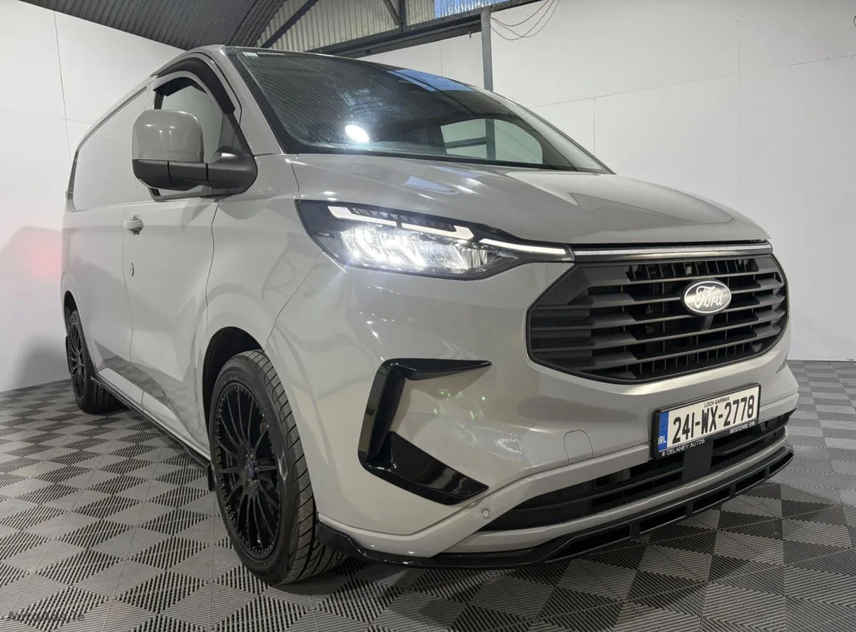 2024 Ford Transit Custom – photo 3