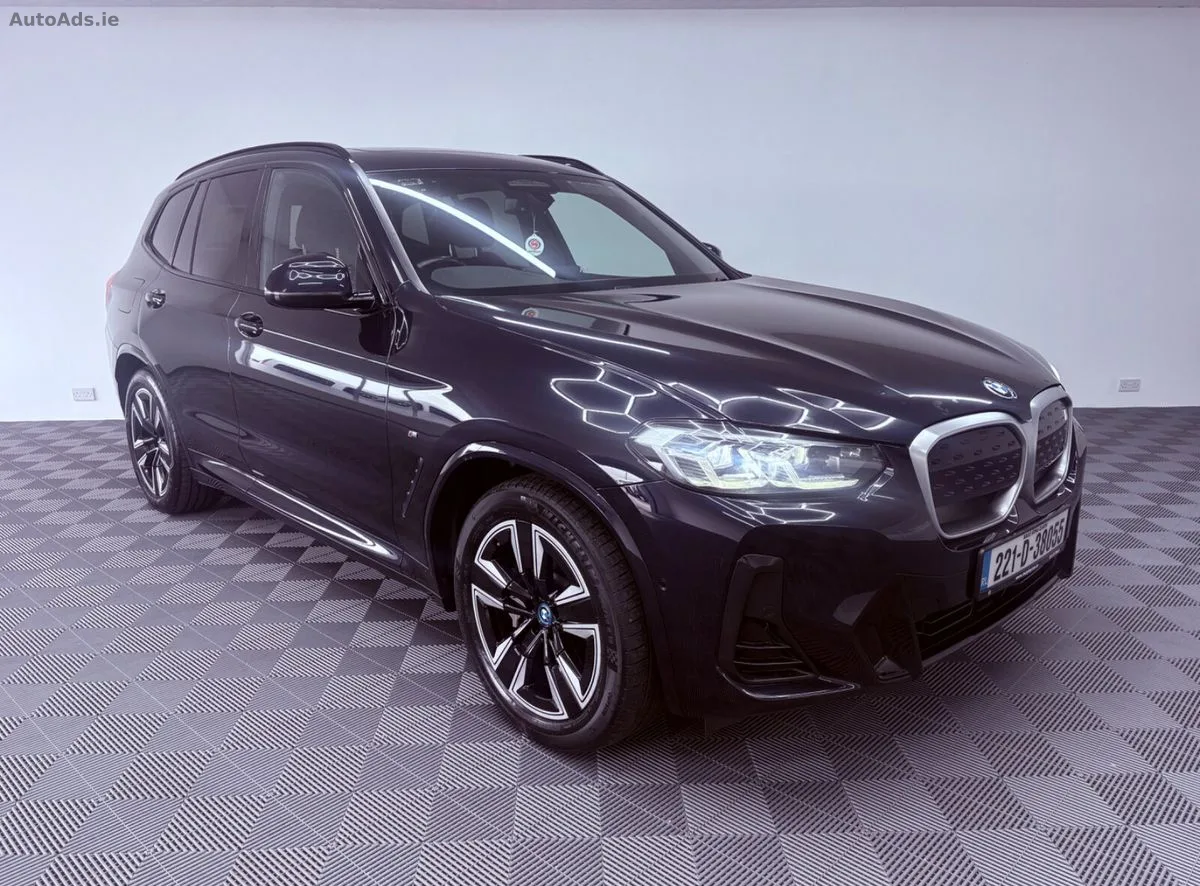 2022 BMW iX3