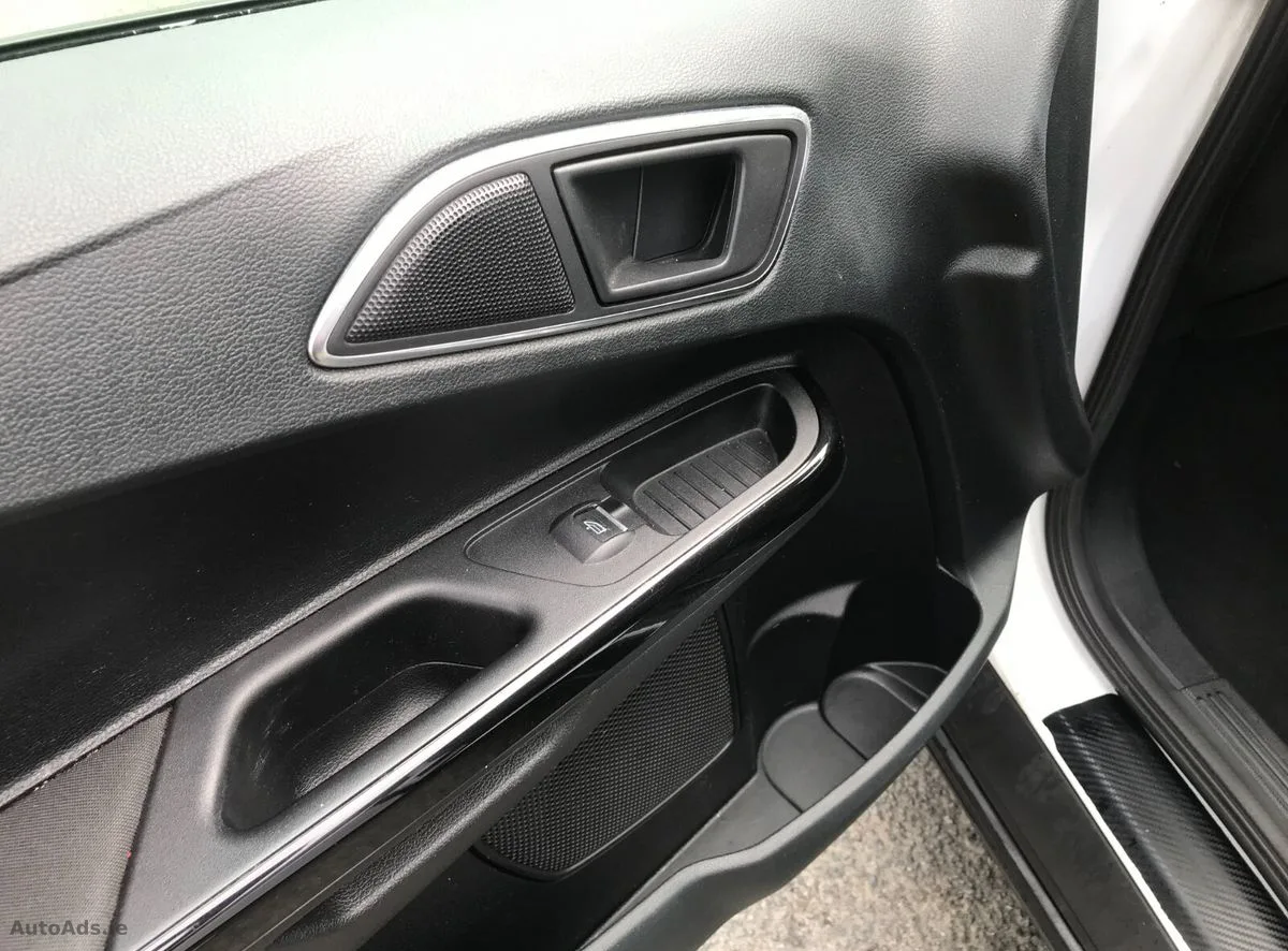2014 Ford B-Max – photo 16