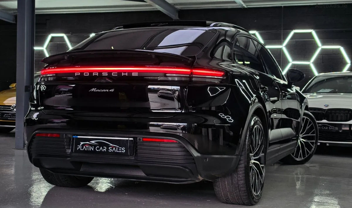 2024 Porsche Macan – photo 11