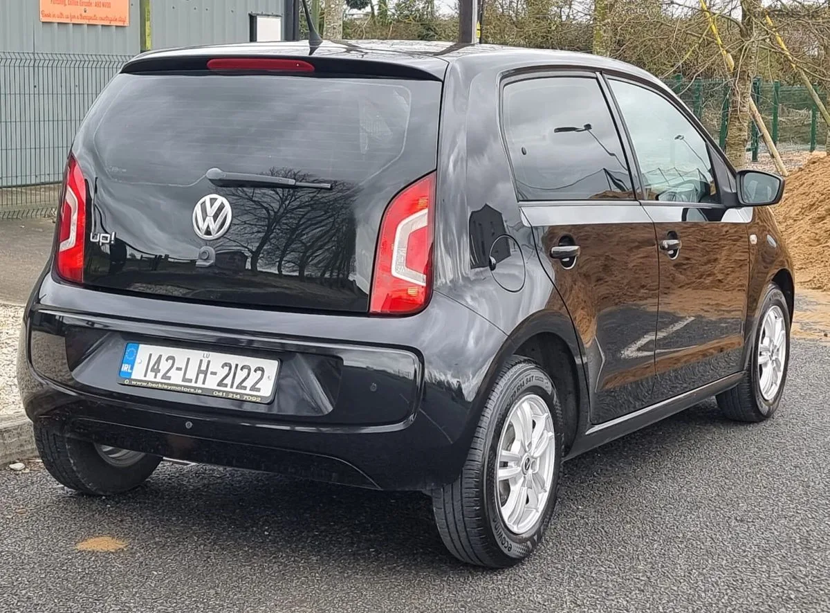 2014 Volkswagen up!