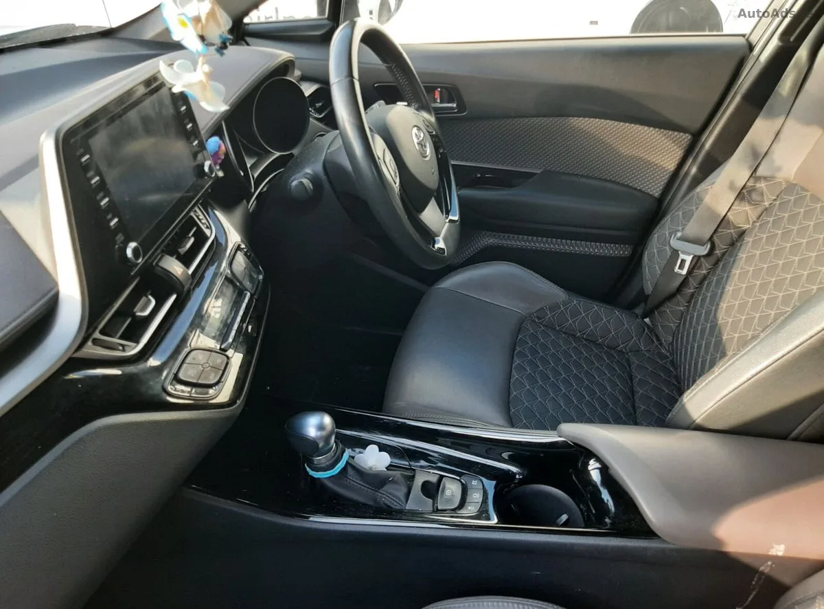 TOYOTA CH -R HYBRID AUTOMATIC 2022 – photo 3