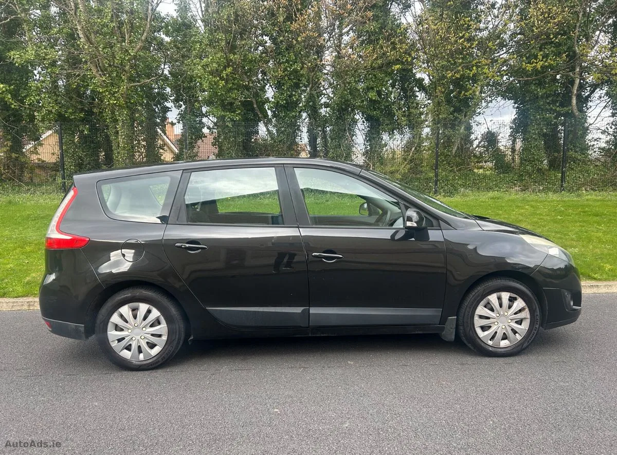 2010 Renault Grand Scenic – photo 3