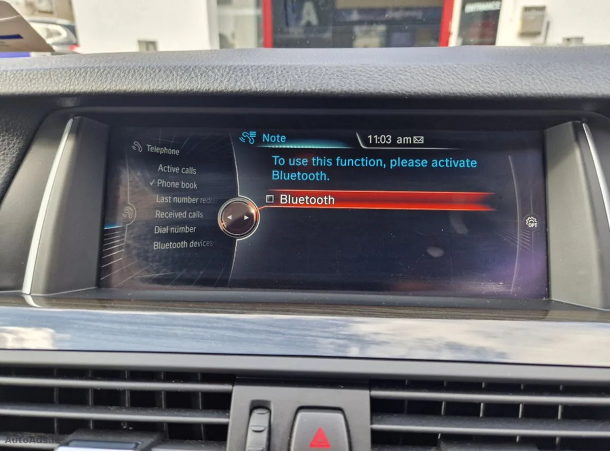 2015 BMW 5-Series – photo 20