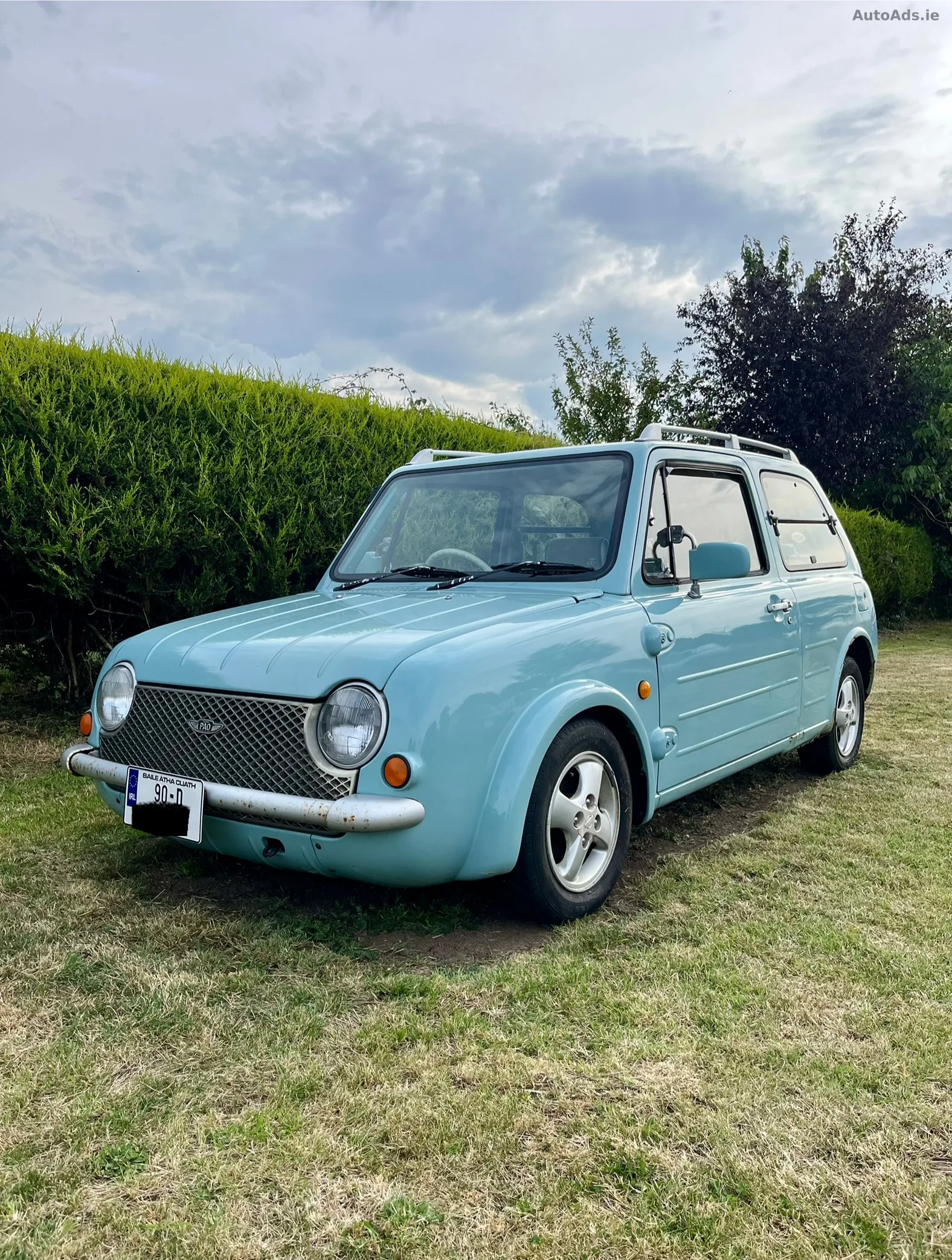 1990 Nissan Pao