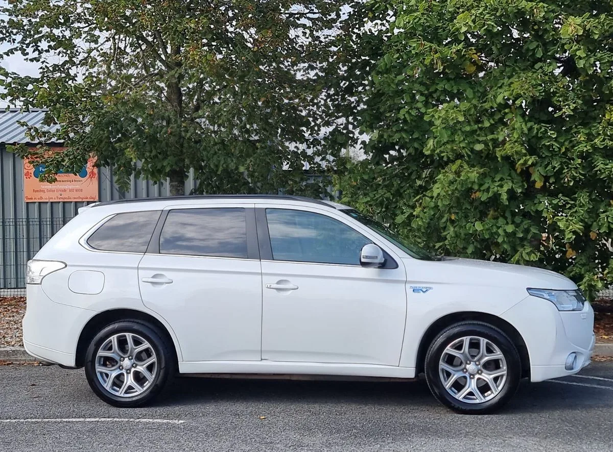2015 Mitsubishi Outlander – photo 9