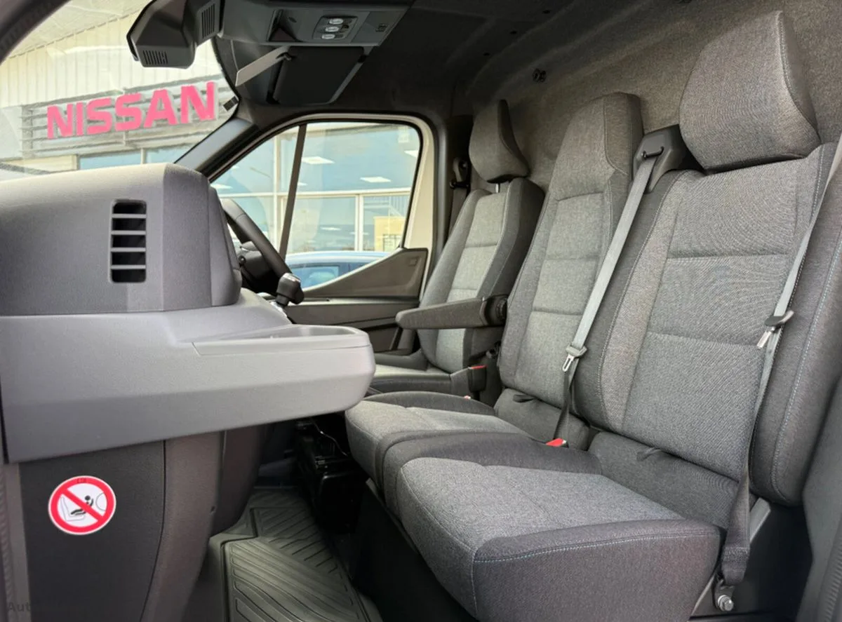 2026 Nissan Interstar – photo 18